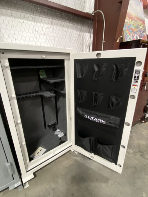KGX5933W-White - Image 2