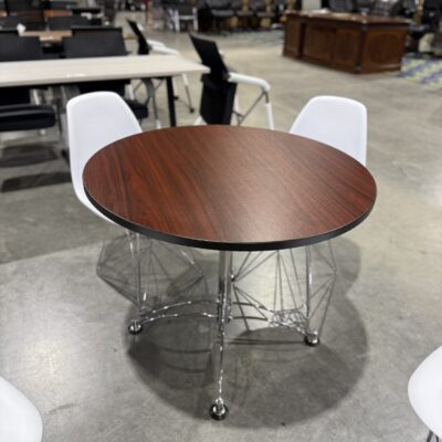 36" Mahogany Round Table W/Chrome Base