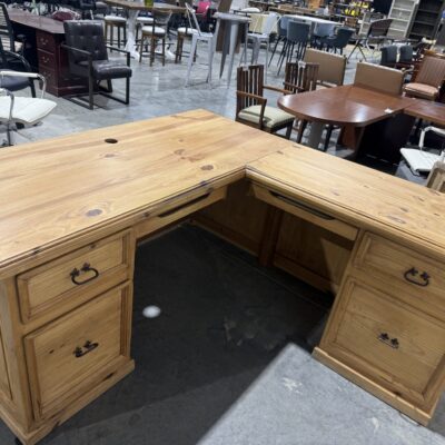 66" X 73" Double Pedestal Wooden L-Desk