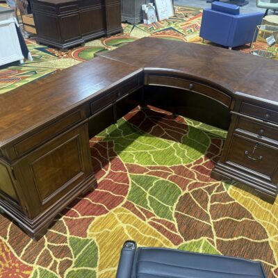 Hawthorne Desk and Reversible Return