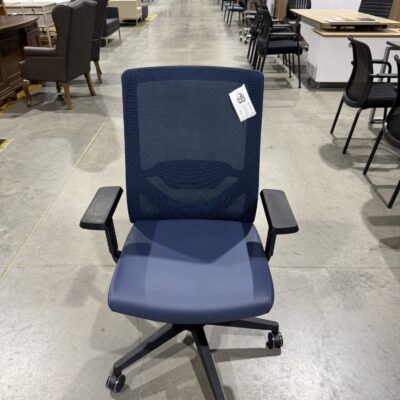 Navy Mid Back Mesh Task Chair